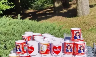 Търговията на Бузлуджа с чаши продължава традиция от няколко години