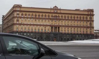 Стрелба с Калашников в центъра на Москва, съобщава се за жертви