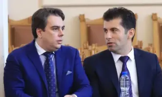 Коалицията между Продължаваме промяната и Демократична България в парламента няма