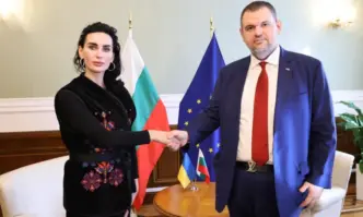 Да продължат да работят срещу режима на Путин и неговото