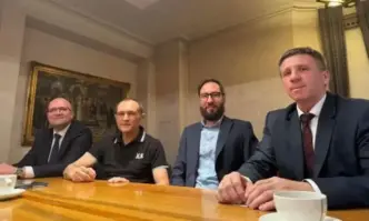 Част от отцепниците от Възраждане обявиха че се присъединяват към