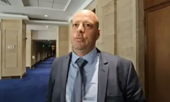 Отново феномен в парламента и това е депутатът от ПП