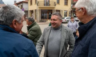 В Тетевен питат за възможностите за саниране на къщи и защо не се поддържаха години наред пътищата