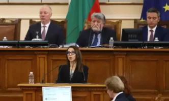 На 02 12 2022 г служебното правителство временно отмени решение 569 от