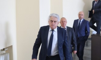 Управляващите се готвят да изберат вътрешния министър Бойко Рашков за
