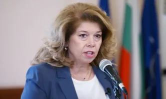 Йотова към опонентите си: Никога не съм била ничия сянка, няма да се откажа от дебат