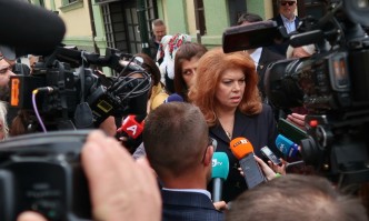 Вицепрезидентът Илияна Йотова определи провеждането на една подобна втора външна