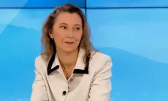 Надяваме се че някой ще ни чуе Второ защо сега