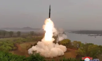 Северна Корея е тествала нова балистична ракета
