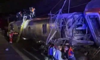 Най малко 39 души са загинали а десетки други са