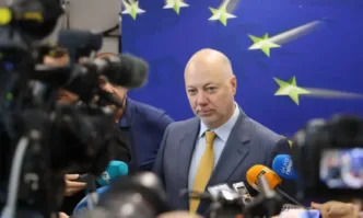 Правителството няма намерение да увеличава данъчно осигурителната тежест заяви премиерът Росен