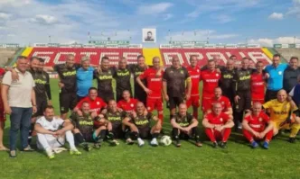 Бойко Борисов с пет гола класира Витоша (Бистрица) за финала