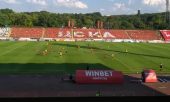 Вижте подробностиНай късно до десет дни феновете на ЦСКА ще се