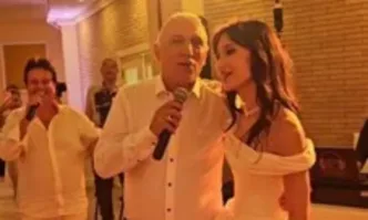 Стоичков пя на сватбата на дъщерята на Тодор Батков