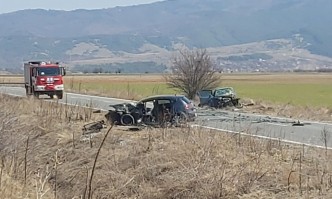 Тежък пътен инцидент с жертви Трима души са загинали а