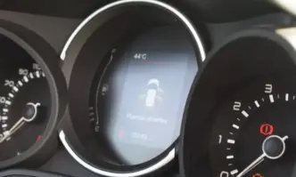 Пореден случай на безразсъдно шофиране и буквално летене по пътищата