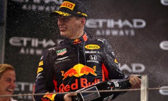 Хамилтън остана трети Лидерът в световния шампионат във Формула 1 Макс