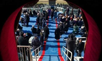 Необичайни моменти, които привлякоха вниманието на медиите по време на инаугурацията на Байдън