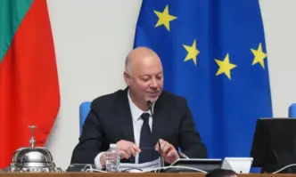 Депутатите разглеждат при закрити врата годишните доклади за дейността на