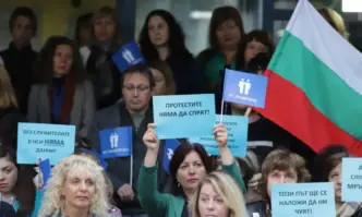 Работещи в Агенцията за социално подпомагане са в готовност за