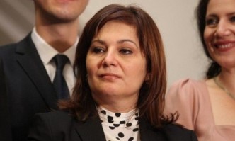 Възраждане искат оставката на Сербезова заради починалата жена във Враца