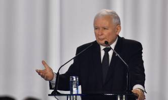 Ярослав Качински напусна полското правителството