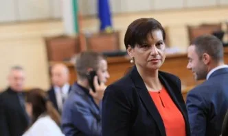 Дариткова: В ГЕРБ политическа отговорност се носи с оставки – това ни отличава от опонентите