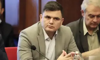 Трябва да вървим към свиване и премахване на бюджетния дефицит