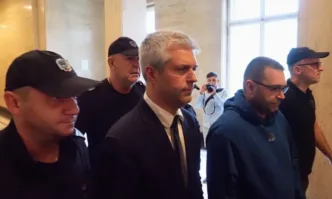 От Фейсбук профила на Наталия ГосподиноваВижте какви ги вършат заместниците