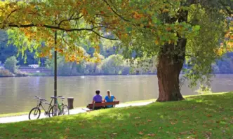 Топло и ветровито ще е днес Минималните температури ще са