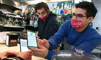 Заведенията и публичните мероприятия стават достъпни за всички по преценка