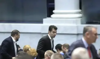 От Фейсбук профила на Георги ХаризановПросто Киро Не може така