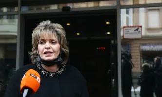 Отново приятелски огън в ляво Проф Светлана Шаренкова написа обръщение