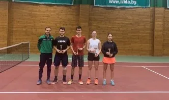 Михаел Михайлов и Лилия Димова спечелиха Държавен турнир до 18 г. в Добрич