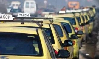 Таксиметрови шофьори излизат на протест в центъра на София