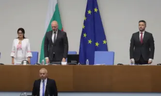 В началото на днешното пленарно заседание Йордан Кръстанов от ГЕРБ СДС