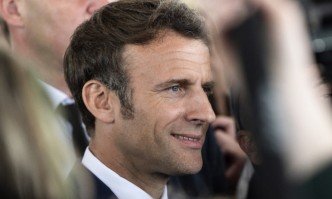 Френският президент Еманюел Макрон каза на украинския си колега Володимир