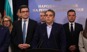 Асен Василев: За втора поредна седмица Прогресивна България проваля кворума