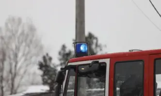 Мъж пострада тежко при взрив в момент на производство на