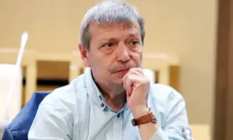 Доцент д р Красен Станчев философ и икономистКоментар от ФейсбукИкономиката не