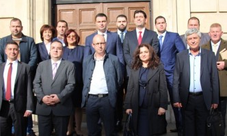 БСП-София доволни от ветото на областния управител за знамето и улиците