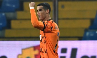 Той има договор с английския гранд до лятото на 2023