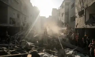 Тел Авив обяви че бомбардира мрежа от тунели на Хамас Израелският