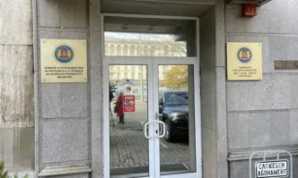 Ресорната парламентарна комисия гласува в Закона за държавния бюджет 52