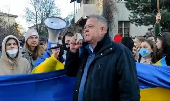 Николай Ненчев на протеста пред посолството на Русия