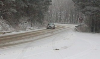 Три товарни автомобила катастрофираха в Прохода на Републиката в района