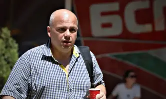 От Фейсбук профила на бившия депутат от БСП и журналист