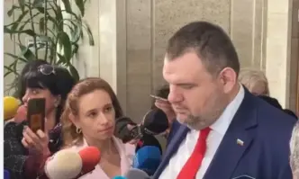 Лидерът на ПГ на ДПС увери че ПП ДБ ще