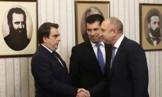 От Фейсбук профила на Нидал Алгафари Приятели когато Президент на държава нарече