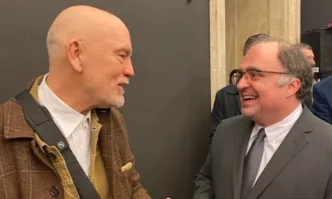 Днес в Квадрат 500 бе открита изложбата Малкович Малкович Малкович